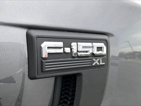 Used 2022 Ford F150 XL w/ Trailer Tow Package image 27