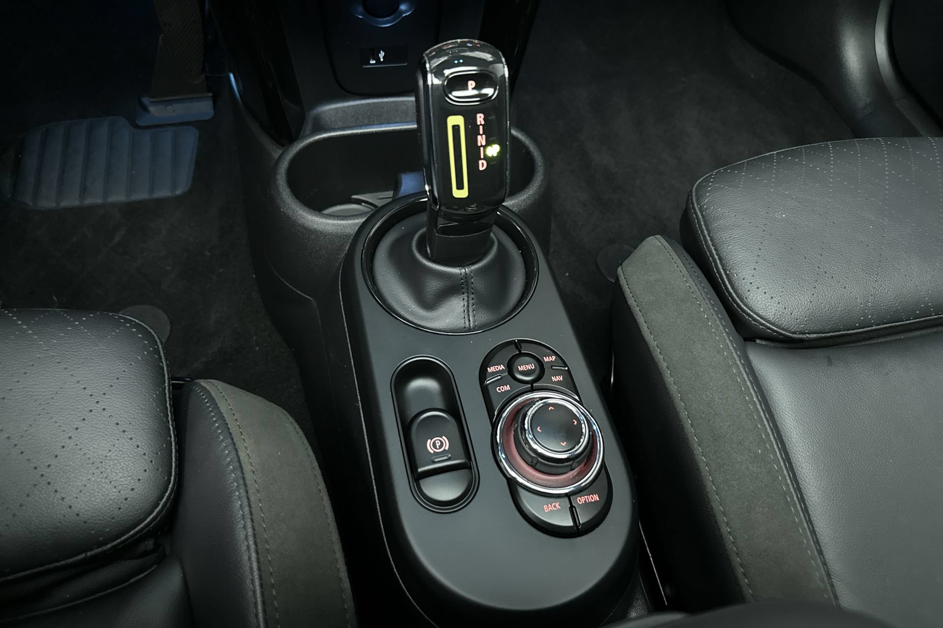 Used 2023 MINI Cooper SE FWD image 23