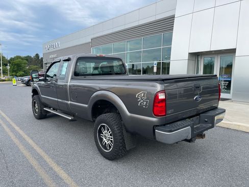 Used 2014 Ford F250 XL w/ Power Equipment Group AWD/4WD image 3