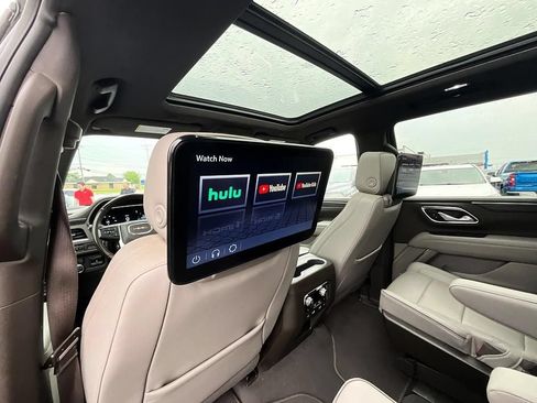 Used 2023 GMC Yukon SLT w/ SLT Premium Package AWD/4WD image 30