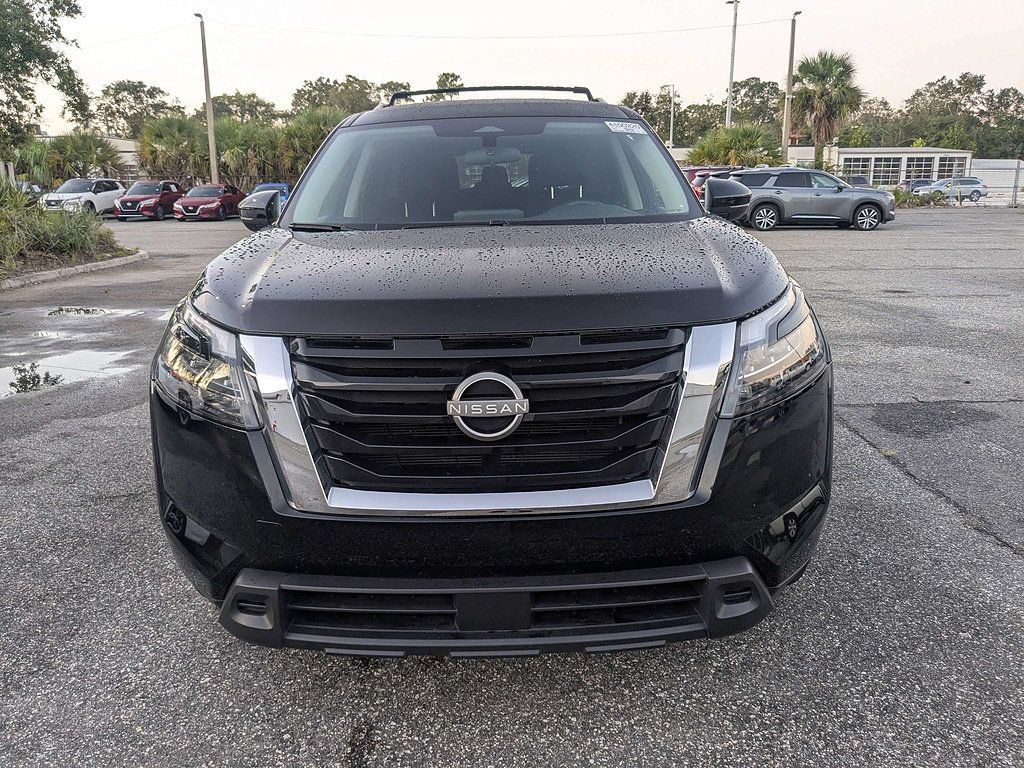 Used 2025 Nissan Pathfinder SV FWD image 37