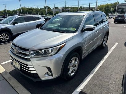 Used 2017 Toyota Highlander Limited w/ Protection Package #3
