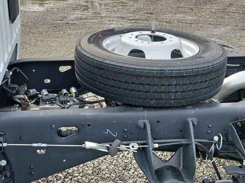 New 2026 RAM 4500 Tradesman image 32