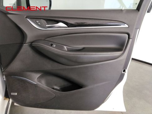 Used 2021 Buick Enclave Avenir w/ Avenir Technology Package FWD image 42