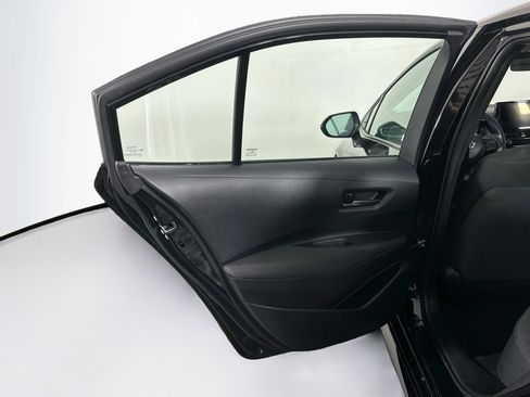 Used 2025 Toyota Corolla LE FWD image 25
