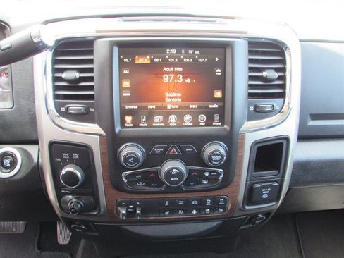 Used 2016 RAM 3500 Laramie w/ Convenience Group AWD/4WD image 13