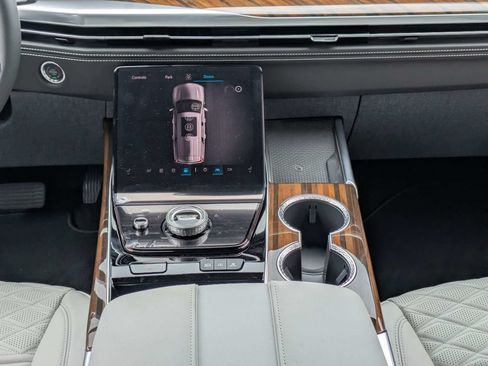 New 2026 Cadillac Escalade Platinum Sport AWD/4WD image 21