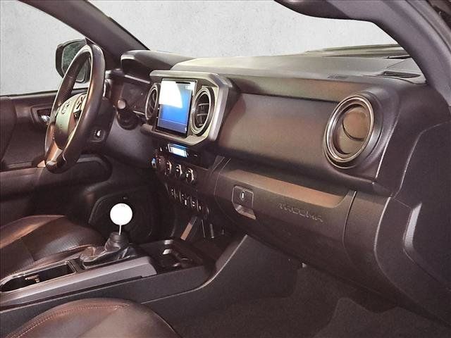 Used 2019 Toyota Tacoma TRD Pro AWD/4WD image 15