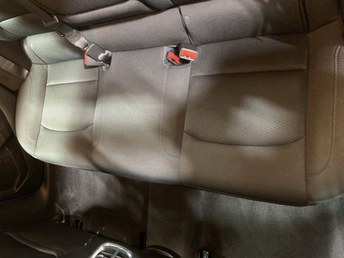 Used 2024 Chevrolet Malibu LT image 12