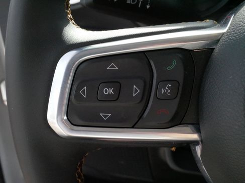 Used 2025 Jeep Wrangler Unlimited Sahara w/ Safety Group AWD/4WD image 26