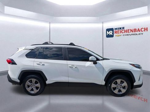 Used 2023 Toyota RAV4 XLE w/ Convenience Package FWD image 3