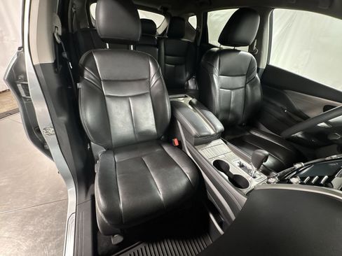 Used 2016 Nissan Murano S w/ Navigation Package image 32