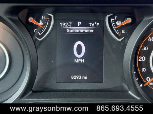 Used 2025 Jeep Wrangler Sport AWD/4WD image 32