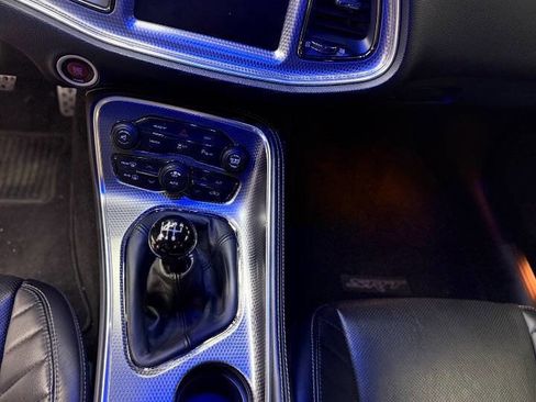 Used 2016 Dodge Challenger SRT Hellcat image 10