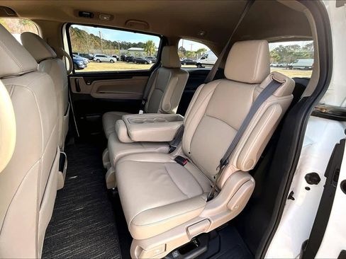 Used 2023 Honda Odyssey EX-L image 19