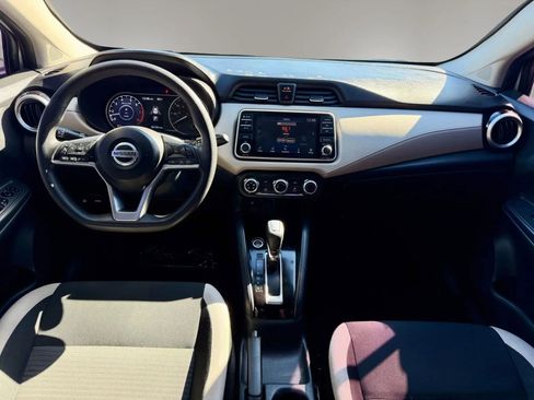 Used 2021 Nissan Versa SV image 13