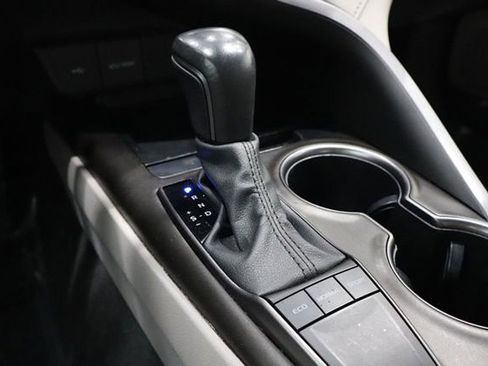 Used 2023 Toyota Camry SE image 37