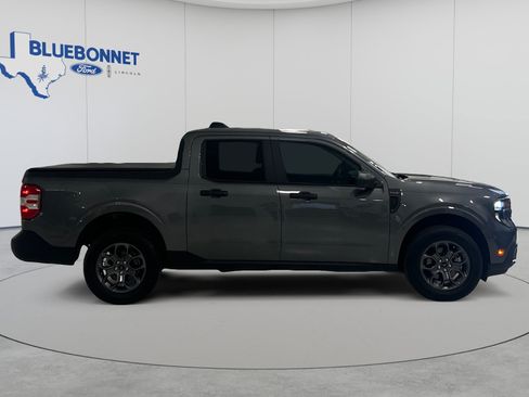 Used 2025 Ford Maverick XLT w/ Equipment Group 302A AWD/4WD image 4