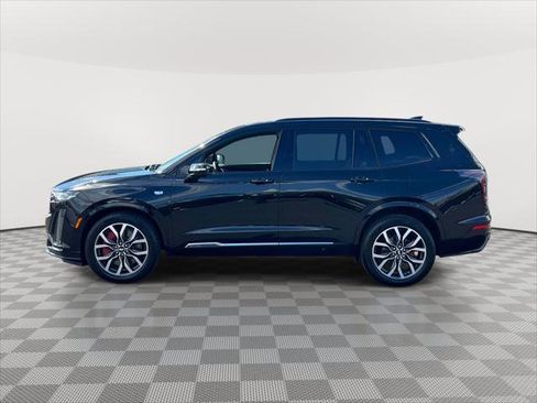 Used 2024 Cadillac XT6 Sport w/ Technology Package AWD/4WD image 4