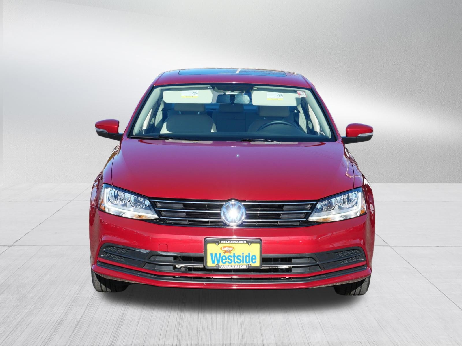 Used 2017 Volkswagen Jetta SE FWD image 2