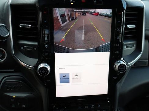 Used 2025 RAM 2500 Laramie image 27