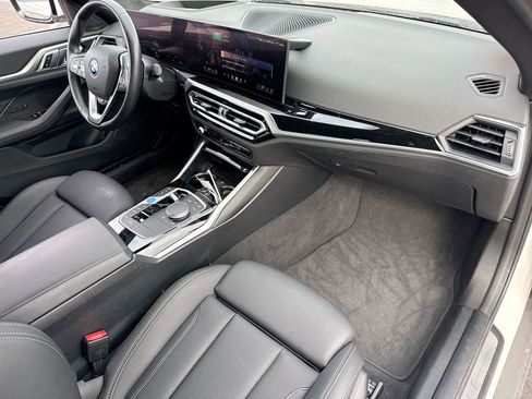 Used 2024 BMW i4 xDrive40i image 29
