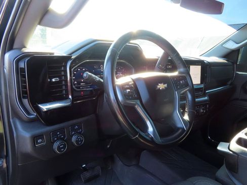 Used 2024 Chevrolet Silverado 3500 LT w/ Convenience Package AWD/4WD image 18