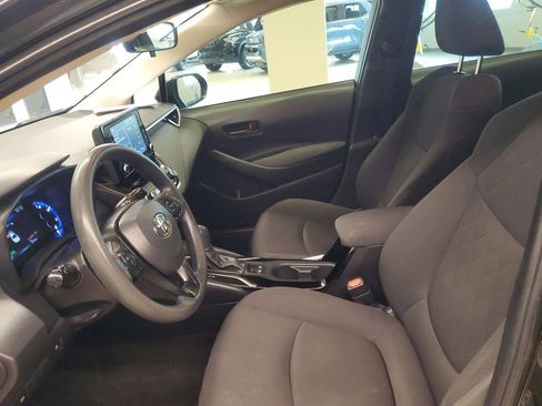Used 2022 Toyota Corolla LE FWD image 14