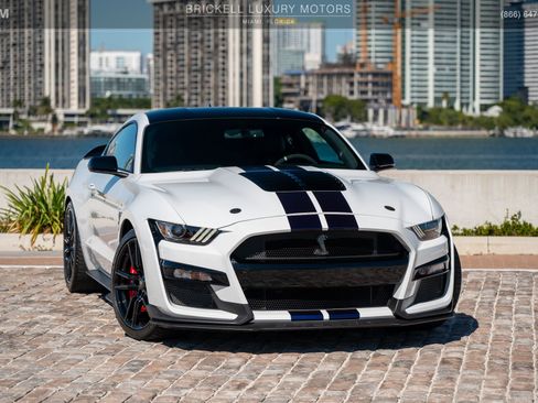Used 2022 Ford Mustang Shelby GT500 w/ Handling Package image 2
