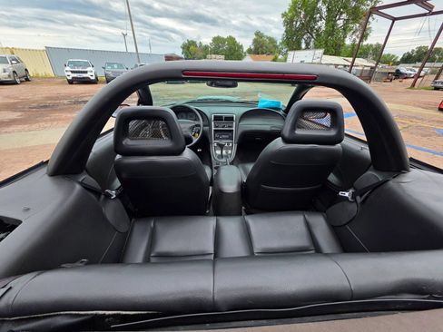 Used 2004 Ford Mustang GT RWD image 15