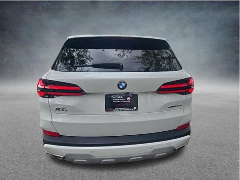 Used 2024 BMW X5 sDrive40i RWD image 6