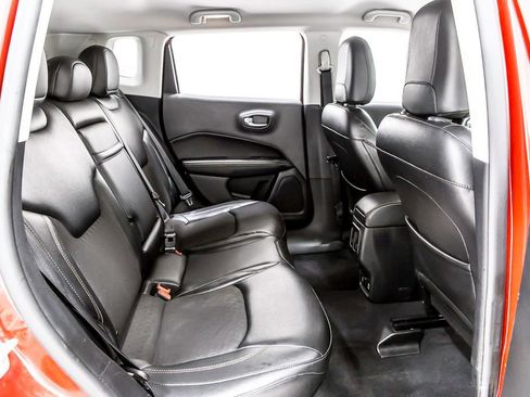 Used 2018 Jeep Compass Latitude w/ Popular Equipment Group AWD/4WD image 34