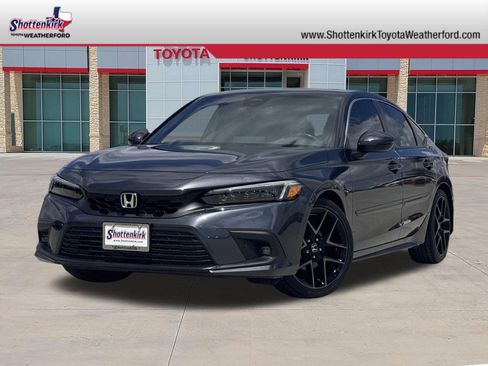 Used 2022 Honda Civic Sport Touring image 1