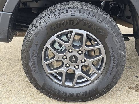 Used 2025 Ford Ranger XLT w/ Advanced Towing Package AWD/4WD image 7