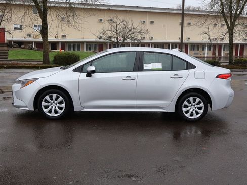 New 2026 Toyota Corolla LE image 3