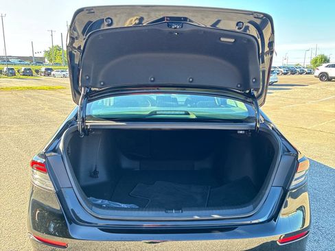 Certified 2023 Honda Accord EX image 22