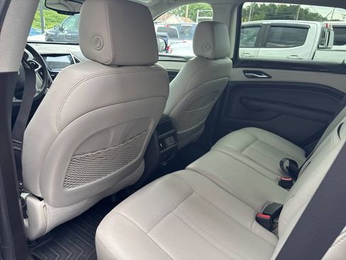 Used 2016 Cadillac SRX Luxury w/ Driver Awareness Package image 24