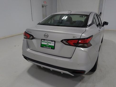 Used 2023 Nissan Versa SV FWD image 7