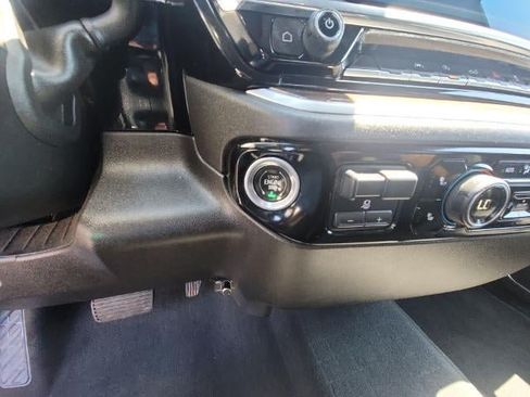 Used 2022 Chevrolet Silverado 1500 RST AWD/4WD image 16