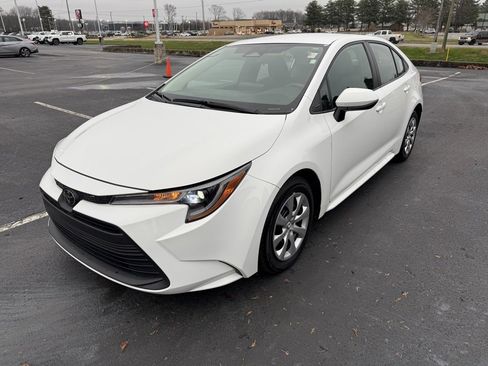 Certified 2024 Toyota Corolla LE image 6