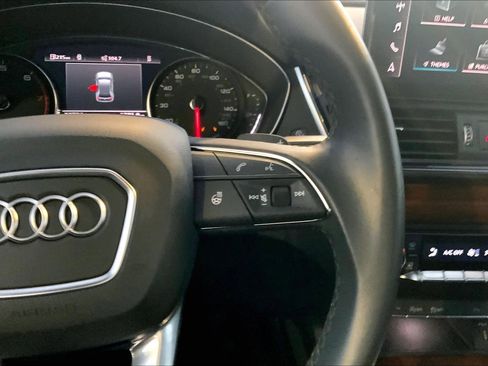 Used 2023 Audi Q5 2.0T Premium w/ Convenience Package image 24