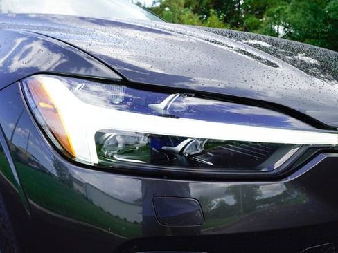 Used 2022 Volvo XC60 B5 Momentum w/ Advanced Package image 35