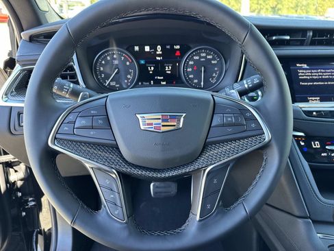 New 2026 Cadillac XT5 Sportv image 30