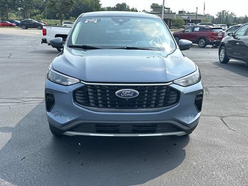 Used 2024 Ford Escape Active w/ Tech Pack #2 AWD/4WD image 3