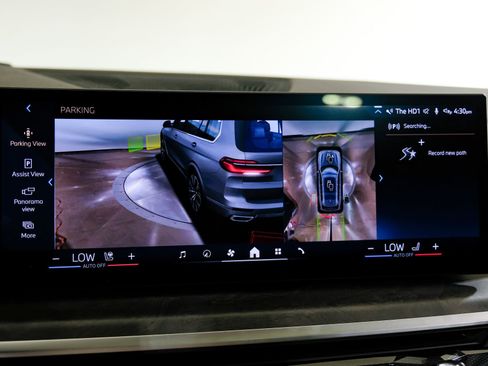 Used 2025 BMW X7 xDrive40i AWD/4WD image 31