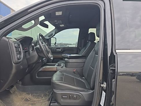 Used 2023 Chevrolet Silverado 2500 High Country image 10