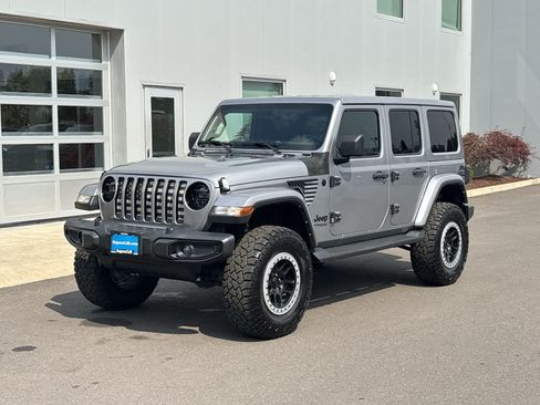 Certified 2021 Jeep Wrangler Unlimited Sahara AWD/4WD image 1
