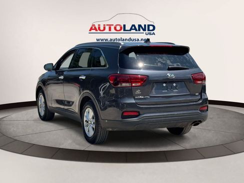 Used 2019 Kia Sorento AWD w/ LX Convenience Package image 5