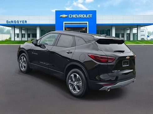New 2026 Chevrolet Blazer LT w/ Convenience Package AWD/4WD image 9