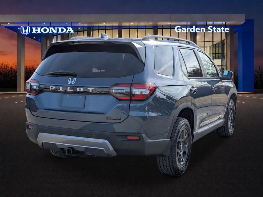 New 2026 Honda Pilot TrailSport image 5